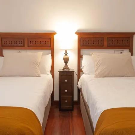 Av Cangas De Onis 3 * Gijón
