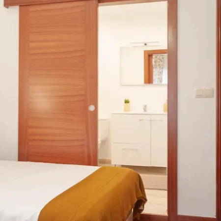 Av Cangas De Onís 3 *